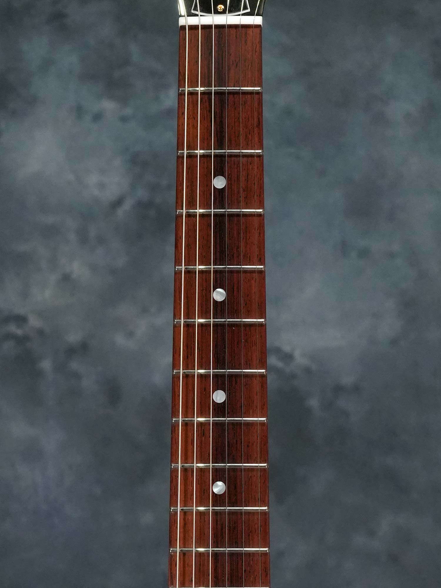 218 Guitars on X: 
