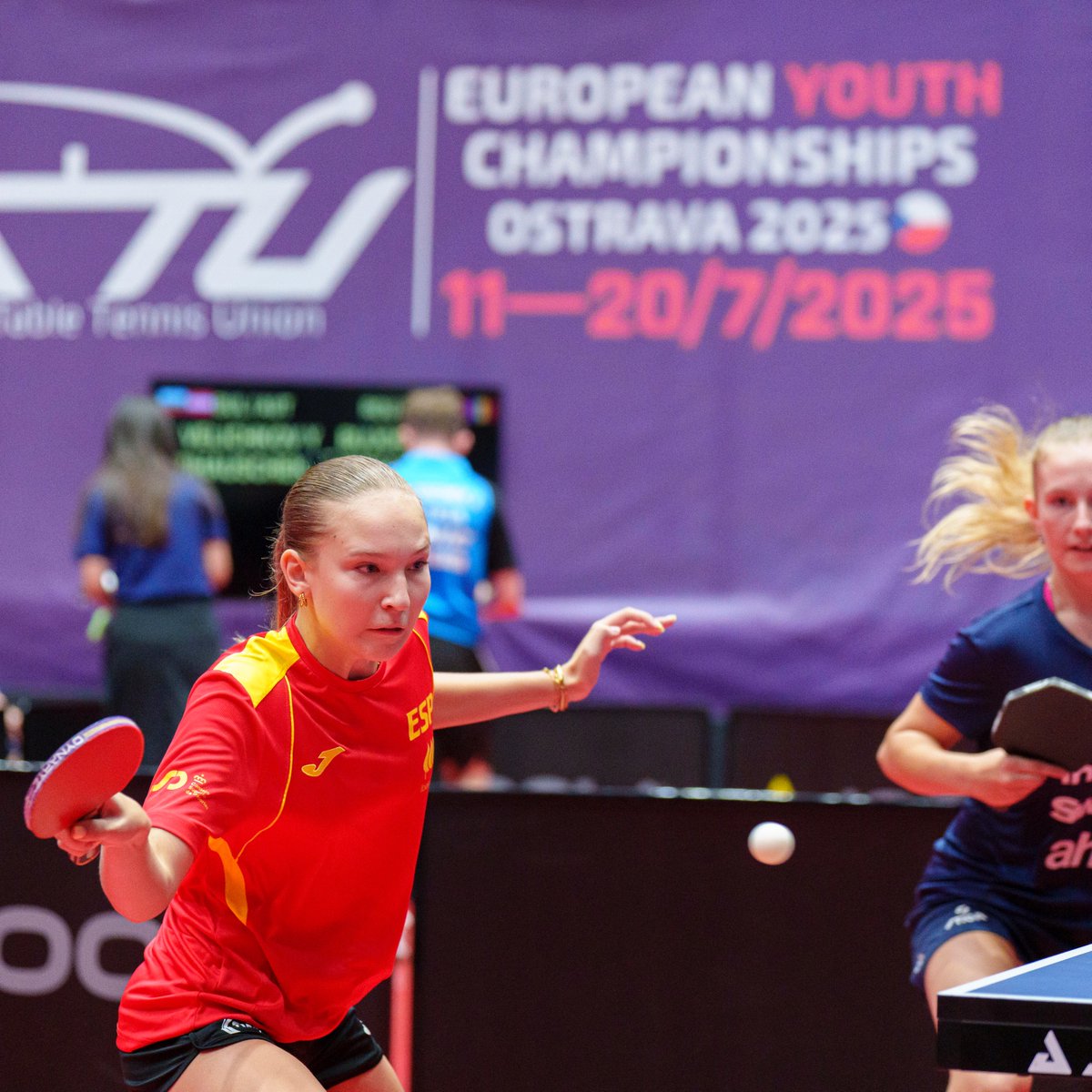 RFETM (@rfetm_tenismesa) on Twitter photo Serán de bronce 🥉
Shypsha y Benjegård luchas hasta el final pero se quedan en las semifinales del Campeonato de Europa U15, tras ceder ante Itagaki/Neumann por 2-3. ¡Buen torneo, chicas!
#EYC2025
📸 <a href="/alvarodiazPHOTO/">Alvaro Diaz</a> Serán de bronce 🥉
Shypsha y Benjegård luchas hasta el final pero se quedan en las semifinales del Campeonato de Europa U15, tras ceder ante Itagaki/Neumann por 2-3. ¡Buen torneo, chicas!
#EYC2025
📸 <a href="/alvarodiazPHOTO/">Alvaro Diaz</a>