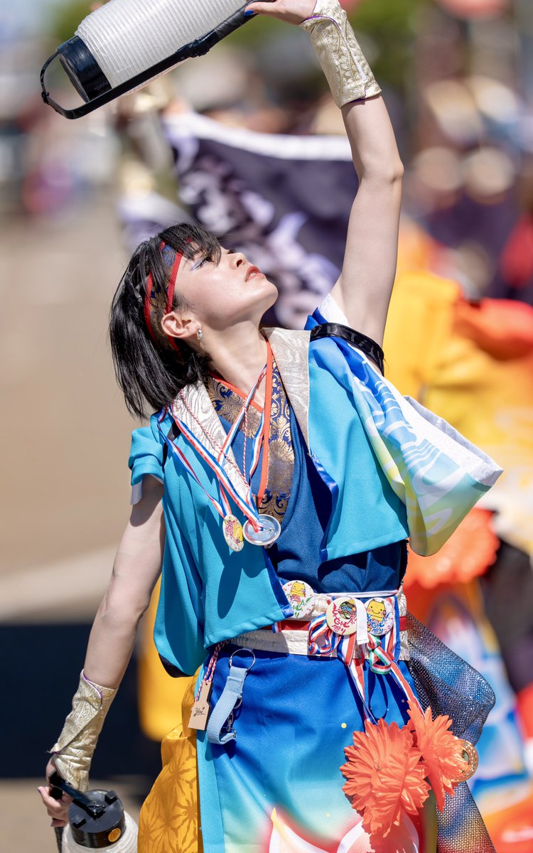 .
どんGALA!祭り2025

華灯 -hanaakari-

お披露目&amp;大賞受賞🏆✨
おめでとうごさいます㊗

沢山の缶バッチに花メダル
先頭を引く ゆうりさん の勇ましさたるや😌

#Rey華繚乱
#華灯
