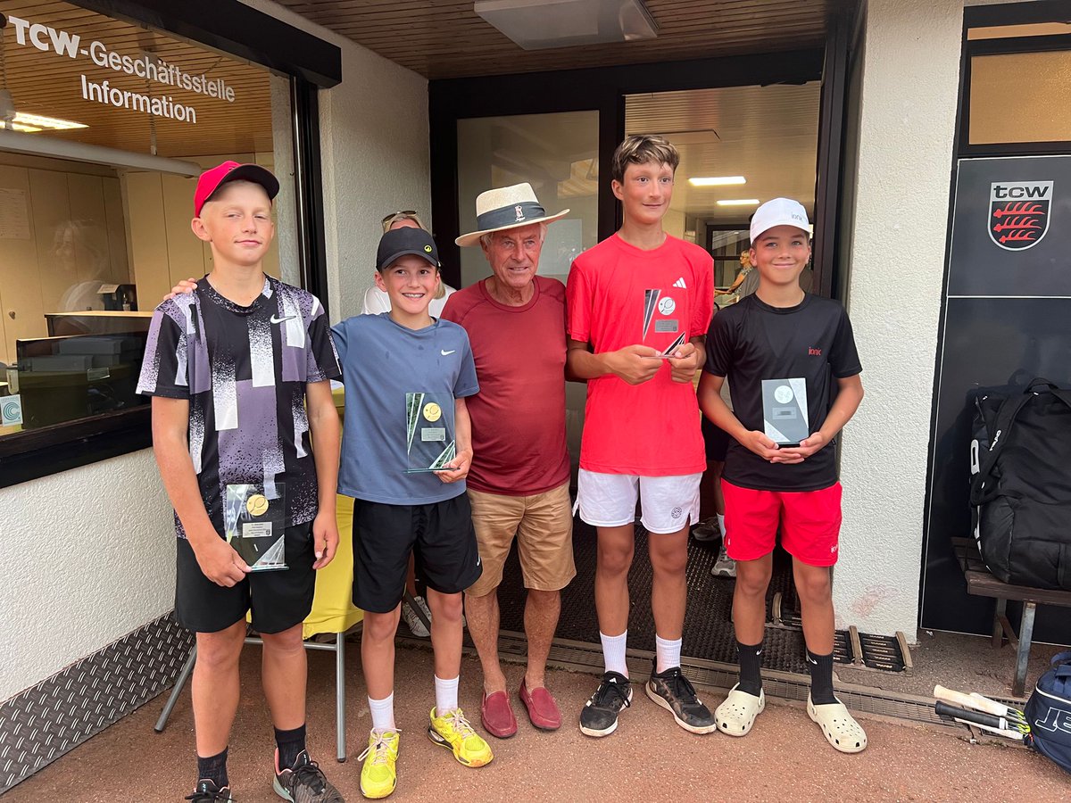 Vlaams-Brabander Nathan Baum (TE U14 279) won de dubbeltitel op het <a href="/TennisEurope/">Tennis Europe</a> -tornooi (U14, cat.2) in het Duitse Waiblingen. Aan de zijde van de Duitser Galow (TE U14 220) versloeg hij de Canadezen Danis (TE U14 256) en Popa (TE U14 237) met 3/6 7/5 10/7.