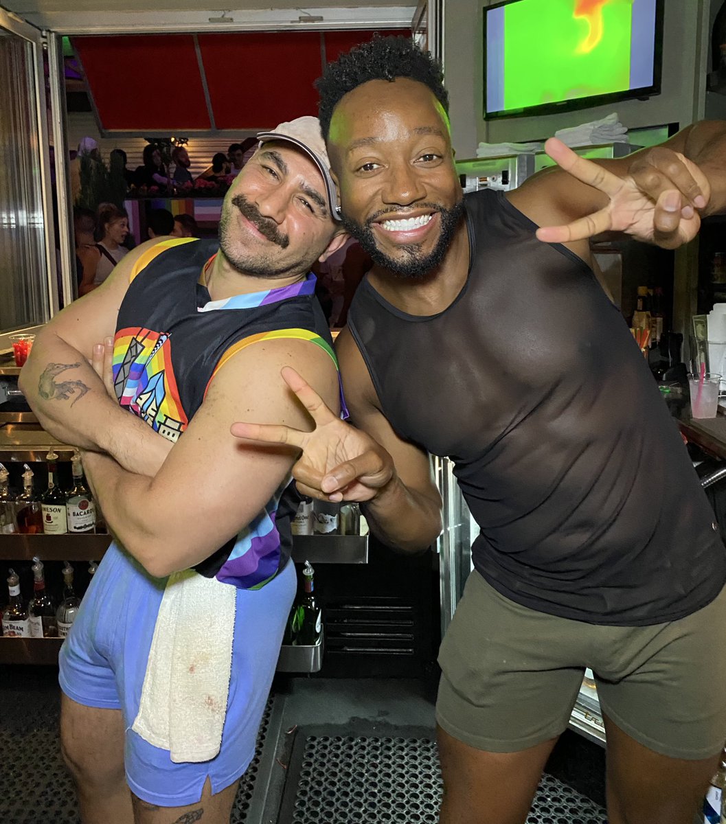 Sidetrack Summer! 😍😍