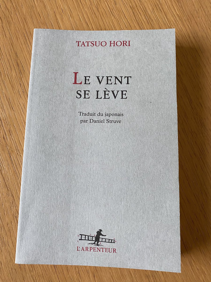 AlBlaineau's tweet image. Il est des livres qui font du bien, malgré l’histoire tragique qu’il raconte.
Lisez Le vent se lève, pour sa beauté, sa retenue, sa réflexion sur l’amour, la mort et le bonheur.
La littérature japonaise est souvent miraculeuse