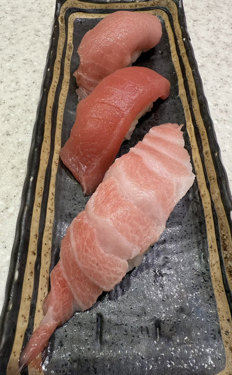 1NOW3Kj5gZ6gpqC's tweet image. こんばんは⸜( ˶'ᵕ'˶)⸝💫
今日の夕食はお寿司屋さん🍣
娘にご馳走になりました¨̮♡
美味しかったです😋
#すし清次郎 イオンモール新利府南館
3回目の訪問🍣