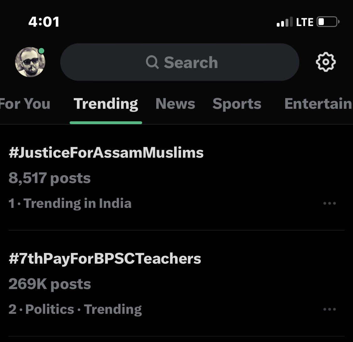 BilalShabbu's tweet photo. दोस्तों आप सभी की मेहनत रंग लाई है हम भारत में पहले नंबर पर ट्रेंड कर रहे हैं,

अगर आप लोग ऐसे ही लिखते रहे तो ये पूरी दुनियाँ में ट्रेंड होगा।

✍🏻  #JusticeForAssamMuslims https://t.co/kE4CT0rmCL