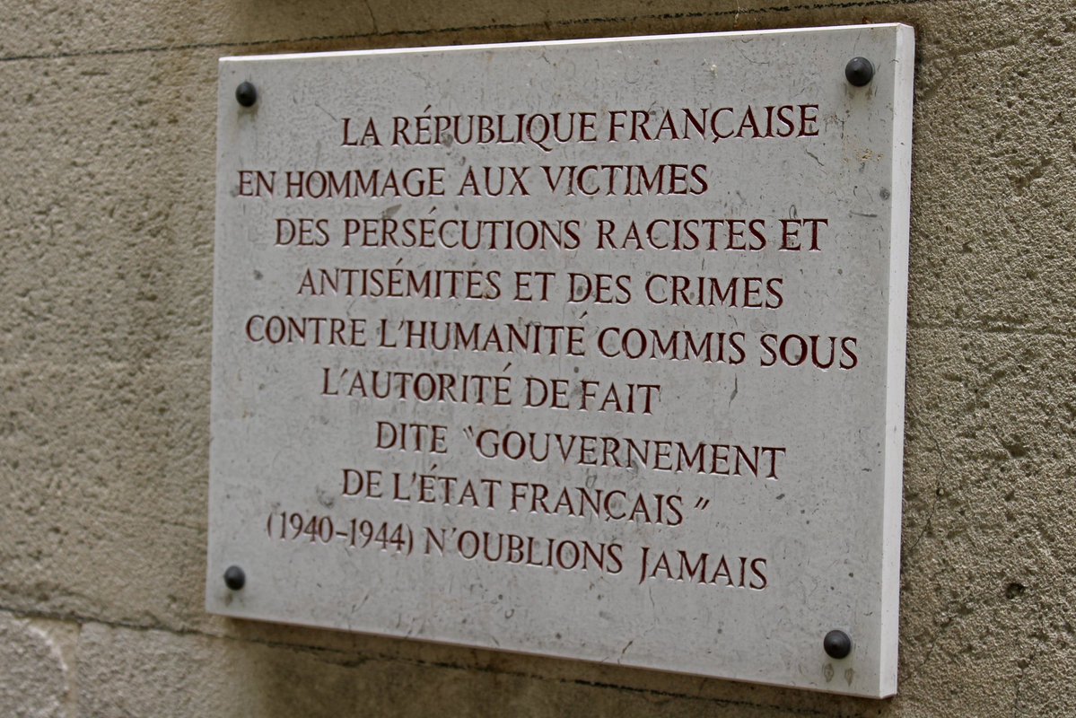 BelouassaAnais's tweet image. Présente ce matin à Lyon à la cérémonie en mémoire des victimes des crimes racistes et antisémites de l’État français et en hommage aux Justes.
N’oublions jamais celles et ceux qui ont lutté hier contre le fascisme. Et l’importance de poursuivre ce combat aujourd’hui.