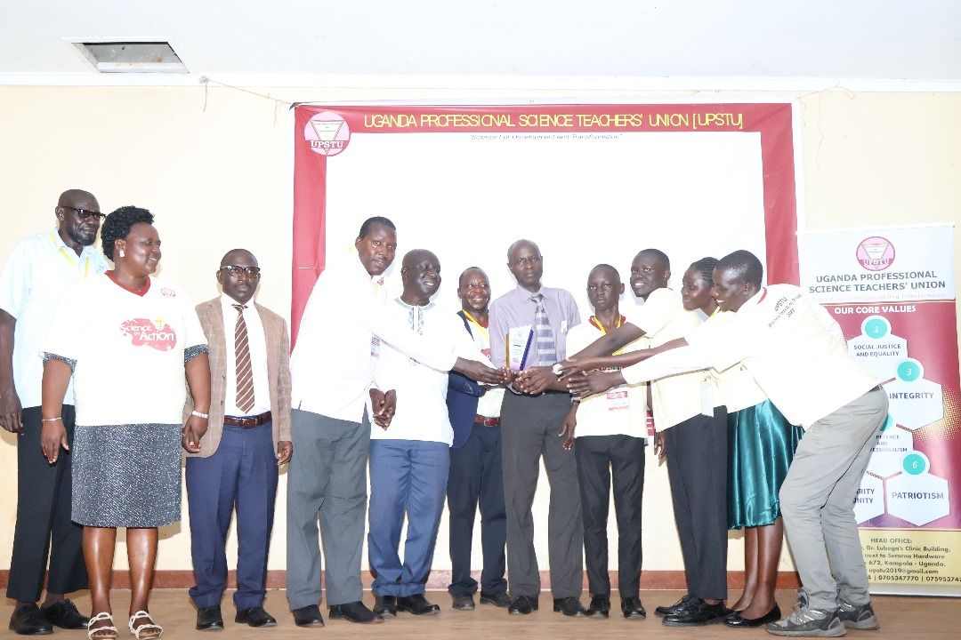 977unityfm's tweet image. Comboni College in Lira has emerged winner of the Northern Region Inter-School Science and Innovation Exhibition held on Saturday at Lango College in Lira City.
The exhibition attracted 13 schools from the Lango sub-region, West Nile, and Karamoja, showcasing a total of 19…