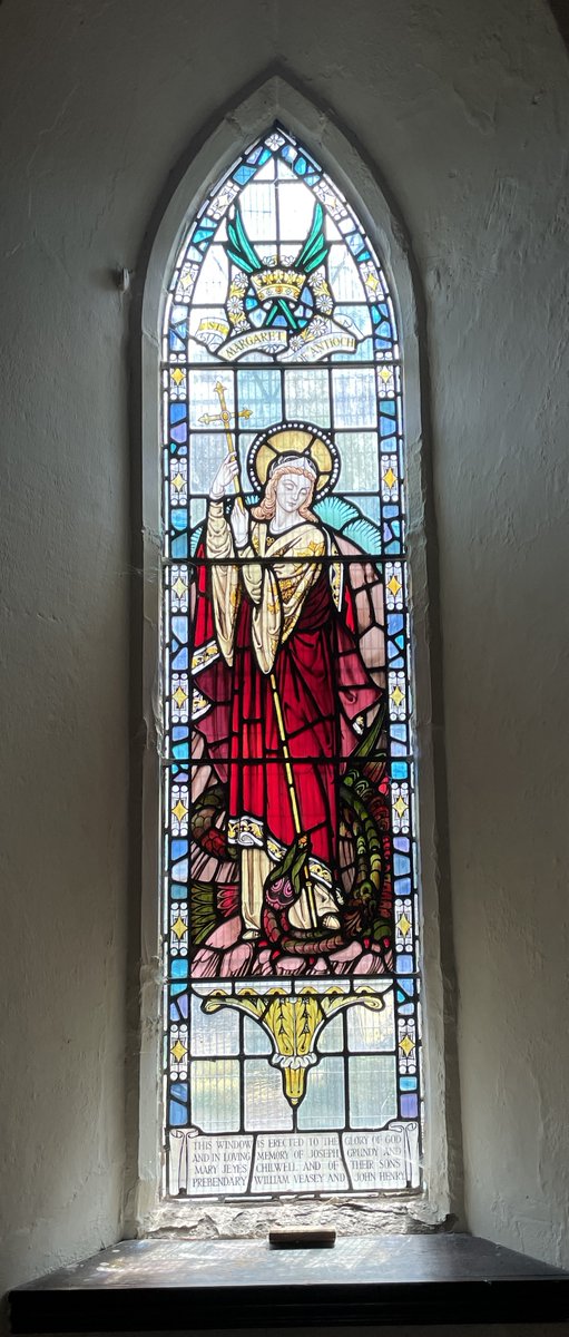 MeredithCatrin's tweet image. Here's St Margaret of Antioch on her day, with a rather lovely dragon (scarcely big enough to have swallowed her though!) by Pearce & Cutler, Birmingham for #StainedGlassSunday #Warton