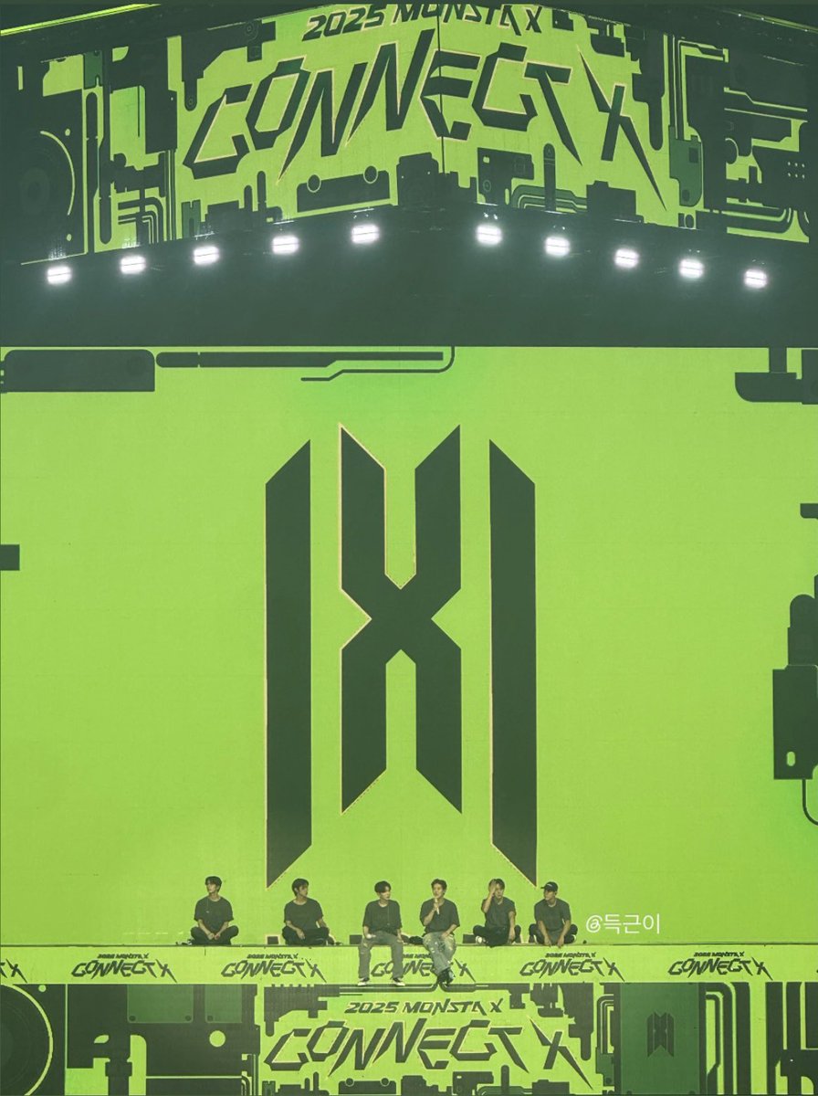 covm_mbb's tweet image. 몬스타엑스 3일 봤으니 회사 3개월 연장🫡