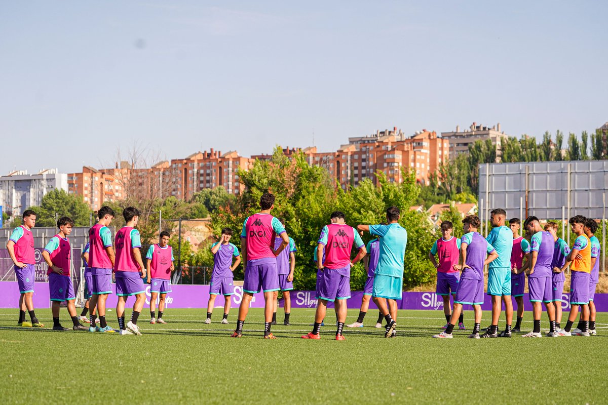 Primera semana 🏋🏻‍♂️✅💜

A por la segunda 💪🏻

-Lunes: mañana
-Martes: mañana y tarde
-Miércoles: mañana
-Jueves: mañana y tarde
-Viernes: mañana

#pucela #RVPromesas