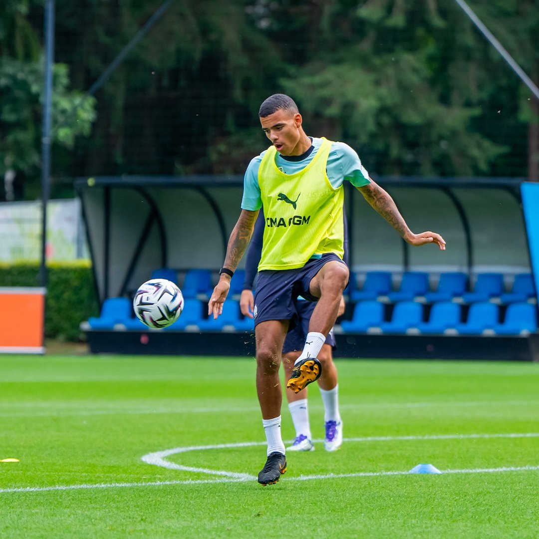 Na-eem (@abdulaina_eem) on Twitter photo When many are ranting about your past but your just focused knowing very well you had the world under your fits. Mason Greenwood 🥶 When many are ranting about your past but your just focused knowing very well you had the world under your fits. Mason Greenwood 🥶
