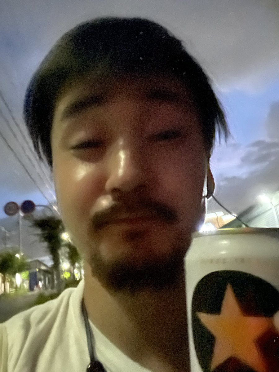 大人になったよって言えるような年にも身なりにもなったよ〜〜〜

選挙も行ったしね〜〜〜〜〜🗳🗳🗳

ぼくに今度会ったら可愛いって言ってね〜〜〜笑