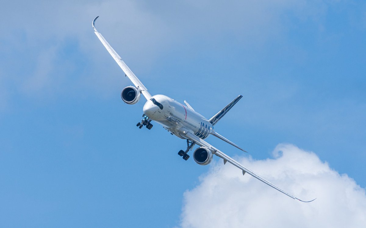 airwaysmagazine's tweet image. Memories from the 2025 #ParisAirshow 🇫🇷✈️

📸: @NunoSeletti 

#Aviation #Airways #Magazine #Subscribe