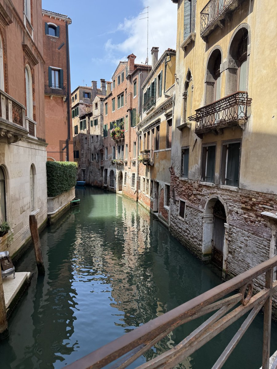 jeffdavismd's tweet image. This place is dreamy. Every corner you turn are views like this.