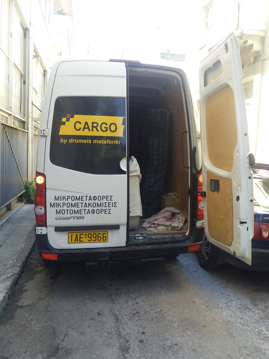cargotaxigr's tweet photo. 5️⃣ Μετακομίσεις – Μεταφορές – Αγορές από καταστήματα

🛋️ Μεταφορά επίπλων
📦 Λίγες κούτες / συσκευές
🛒 Πακέτα από IKEA / Praktiker / Leroy
⚠️ Ό,τι δεν αναλαμβάνουν οι άλλοι, το κάνει η Cargotaxi!