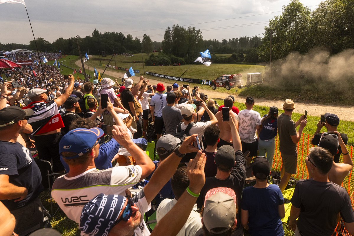 MSesks's tweet image. SS19 | Rally Estonia 🇪🇪
P9 in stage and overall. Was nice to have the same pace throughout the stage, although in one place I attack like crazy and then in other brake like an amateur.
Sure, we had some moments as well…, like the hit into the bank at 23km with the rear left.