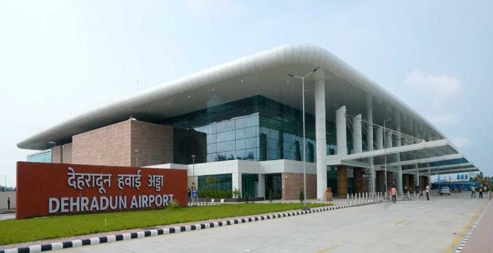 19 जुलाई 2025 | देहरादून एयरपोर्ट
✈️ आगमन उड़ानें: 18
👥 आगमन यात्री: 2,181
✈️ प्रस्थान उड़ानें: 18
🧳 प्रस्थान यात्री: 2,337

#DehradunAirport #Uttarakhand #SafeTravel