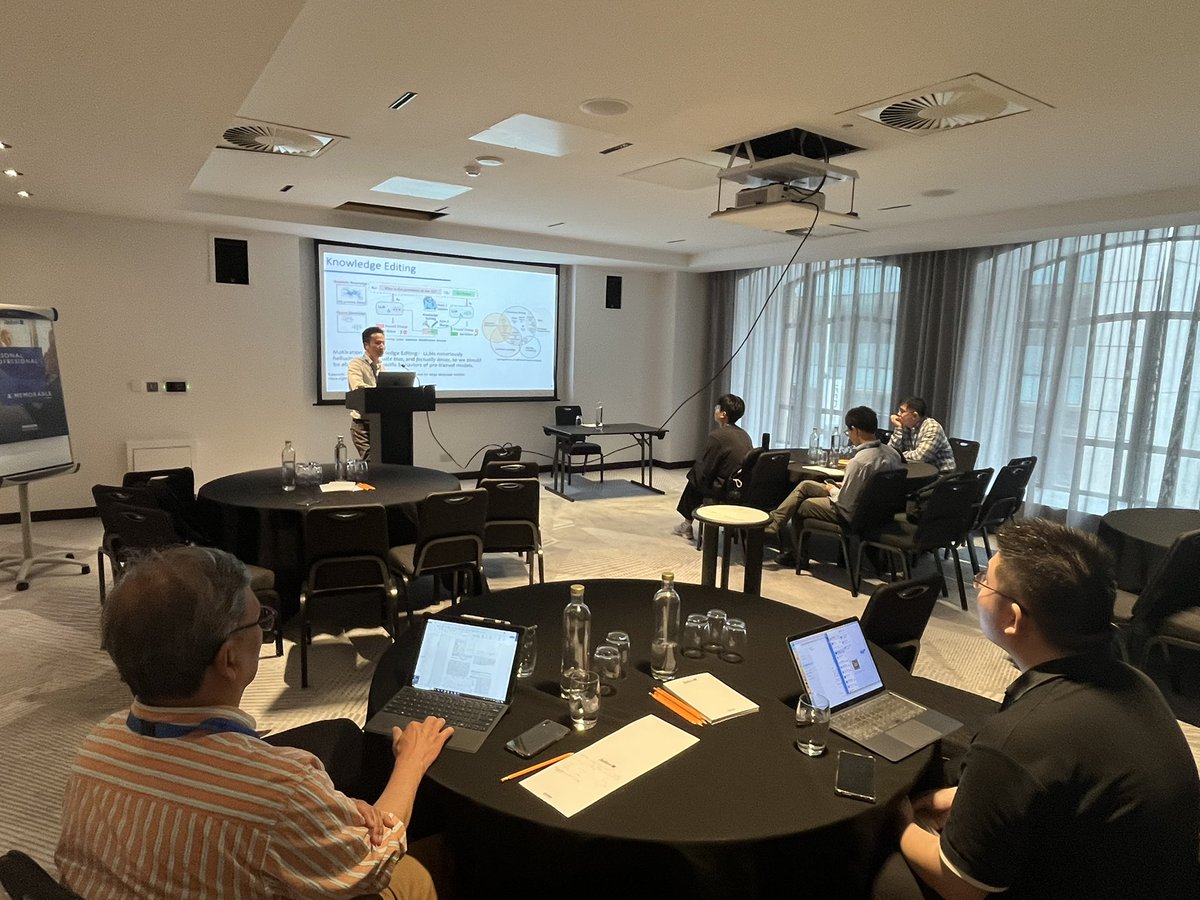 ir_glasgow's tweet image. A strong turnout and an attentive audience for @mengzaiqiao’s presentation at the #ICDCS2025 tutorial on Integrating Knowledge Graphs into Large Language Models. Great to see such strong interest in this important topic! Pictures by @iadh