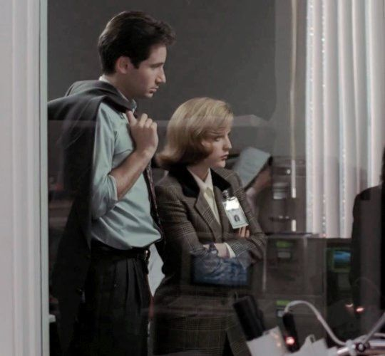 scullysplaque's tweet image. how can she look sooo tiny here