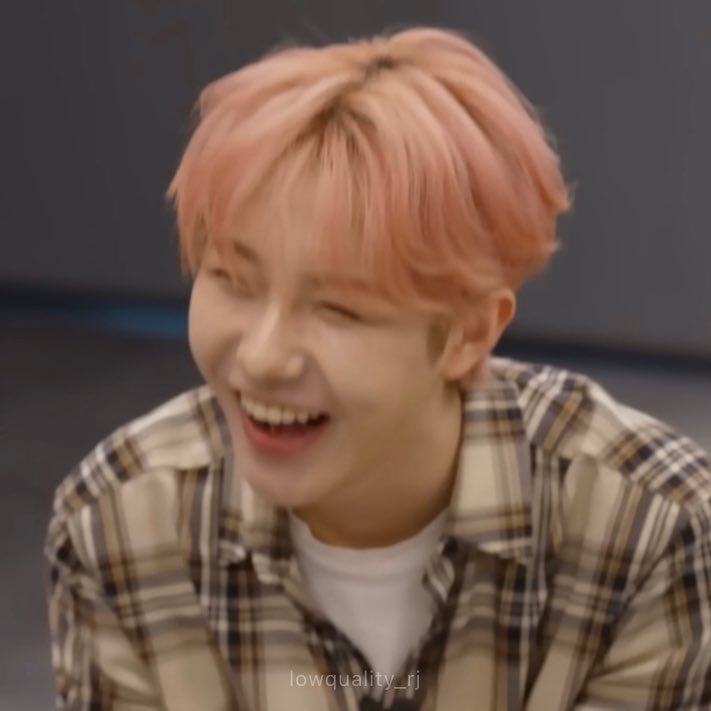 저화질의 런쥔 tweet media