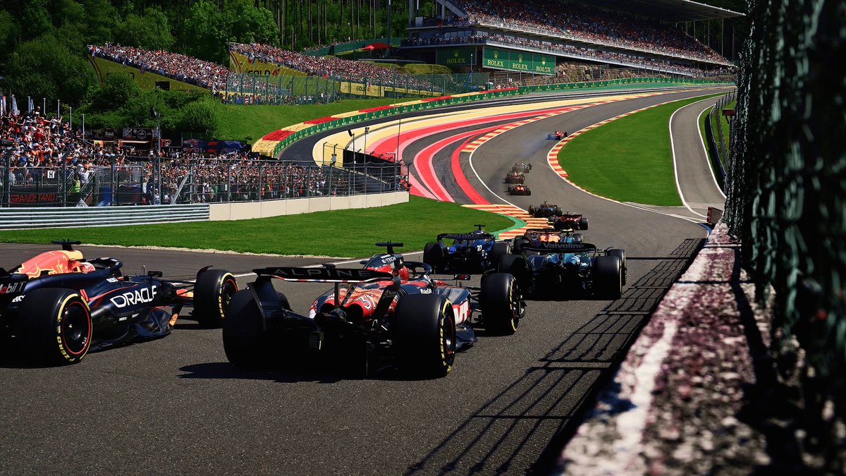 NorthPoleF1's tweet image. 🚨 | Thank you for 1,000 followers❗️🔜 10,000?!
We’re also getting closer to
race-week❗️
So much to look forward to:
✨ Max to Mercedes?
🐎 Ferrari new suspension
🔸 McLaren title fight heating up
🛠️ Merc & RB upgrades
Stay following & stay up-to-date
#F1 #BelgianGP