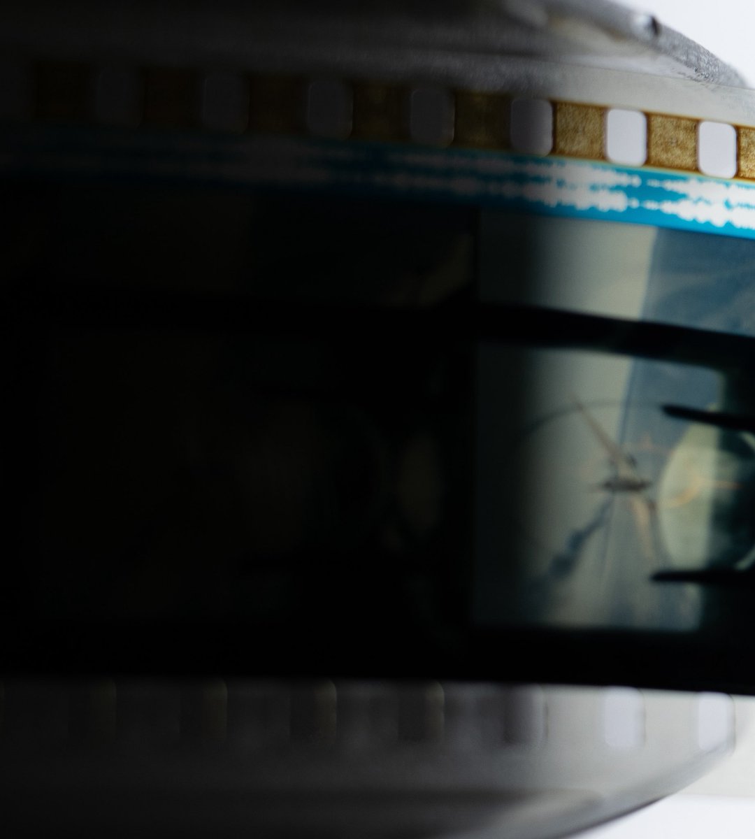 ProjectionistR's tweet image. DUNKIRK up close and personal!
#xpan #dunkirk #christophernolan #35mmfilm #projectionbooth #projectionist