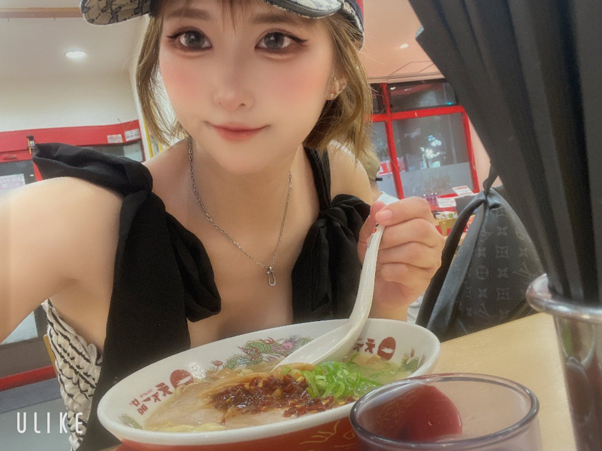 leoma4ma4's tweet image. あーーーーーん、萎える!!
今日の飛鳥IIIの出航式楽しみにしてたのに🥹ついたら三浦方面だしタクシーぶっぱなして来たのに🚗³₃もうヤケ酒ヤケラーメンにふて寝確定だ😡
