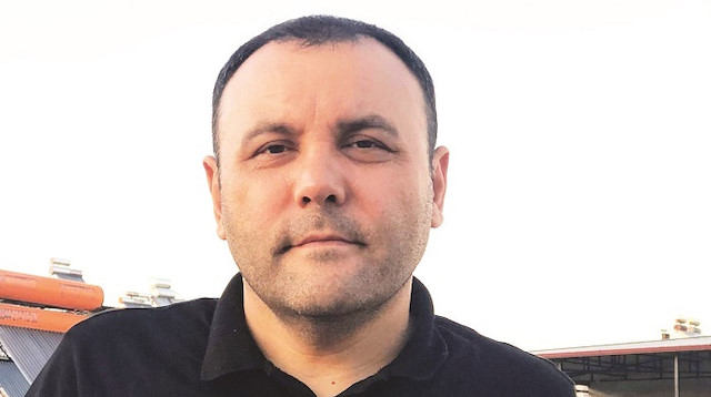 Tuncay Günaydın'ın "Victoria Çiçeği" adlı öyküsünü seslendirdim. Dinlemekle yetinmeyip paylaşır ve kanalımızı takibe alırsanız seviniriz. youtu.be/CkTbwW509Uk