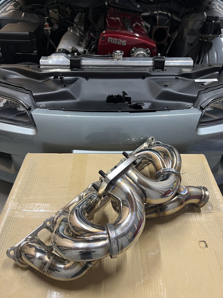 【ゲスト車両紹介⑩】

SILVIA S15 RB27det
TD07S＋アルトラックワンオフマニを新調
マフラー音選手権でデモ参加予定‼️
細部にこだわりが詰まった内装は必見

締め切り迫る‼️
1次エントリー受付は7/22迄🔻 
srmtjapan.official.ec/items/111130229

<a href="/rb26_s15/">ｶﾂﾝｺﾞ</a> 
#今年もエスミに行こう
#srmeetingjapan2025
#srmt2025