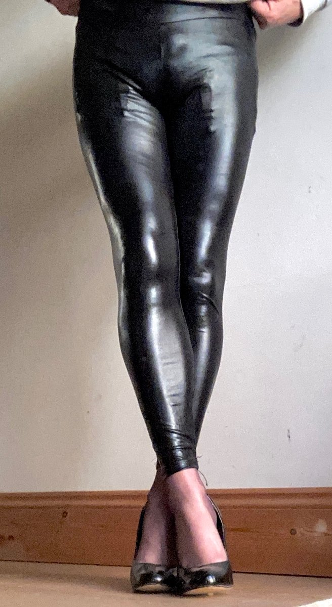 There may be a hint of suspender bumps here but I’m sure no one will notice don’t you