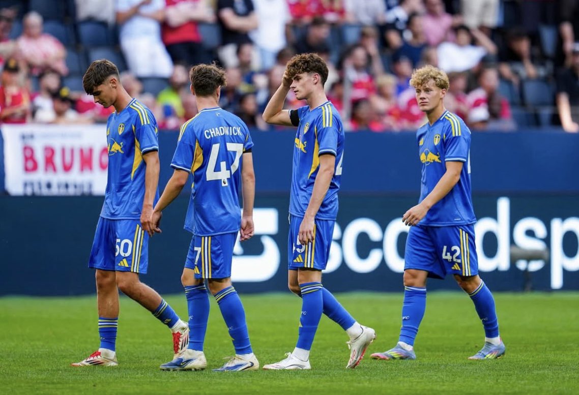 leedsutdacademy's tweet image. 👏 #LUFCU21s players Charlie Crew, Rhys Chadwick, Sam Chambers & Harry Gray all featured for the first team in a pre-season friendly yesterday
#LUFCYouth | #LUFC