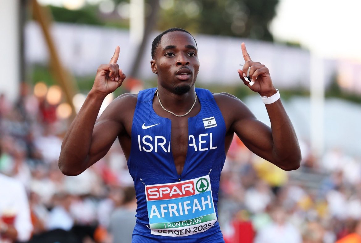 IsraelenFrance's tweet image. Israël’s Blessing Afrifah le refait ! 🥇
À seulement 21 ans, il a défendu avec succès son titre européen U23 du 200 m à Bergen, en Norvège, avec un temps impressionnant de 20,64 s, égalant ainsi sa médaille d’or de l’année dernière.
Fierté. Vitesse. Excellence. 🇮🇱
Crédit :…
