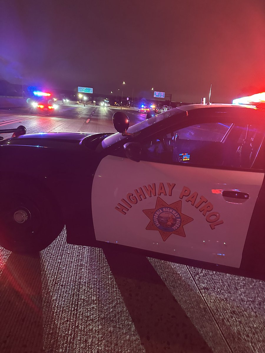 CHP Santa Fe Springs (@chp_sfs) on Twitter photo MAJOR TRAFFIC CRASH
I-605 SB is CLOSED from FIRESTONE BLVD. to ROSECRANS AVE. for a major crash. Closure is in place until further notice. Please avoid the area. Utilize alternate routes. All updates will be made via this account. MAJOR TRAFFIC CRASH
I-605 SB is CLOSED from FIRESTONE BLVD. to ROSECRANS AVE. for a major crash. Closure is in place until further notice. Please avoid the area. Utilize alternate routes. All updates will be made via this account.