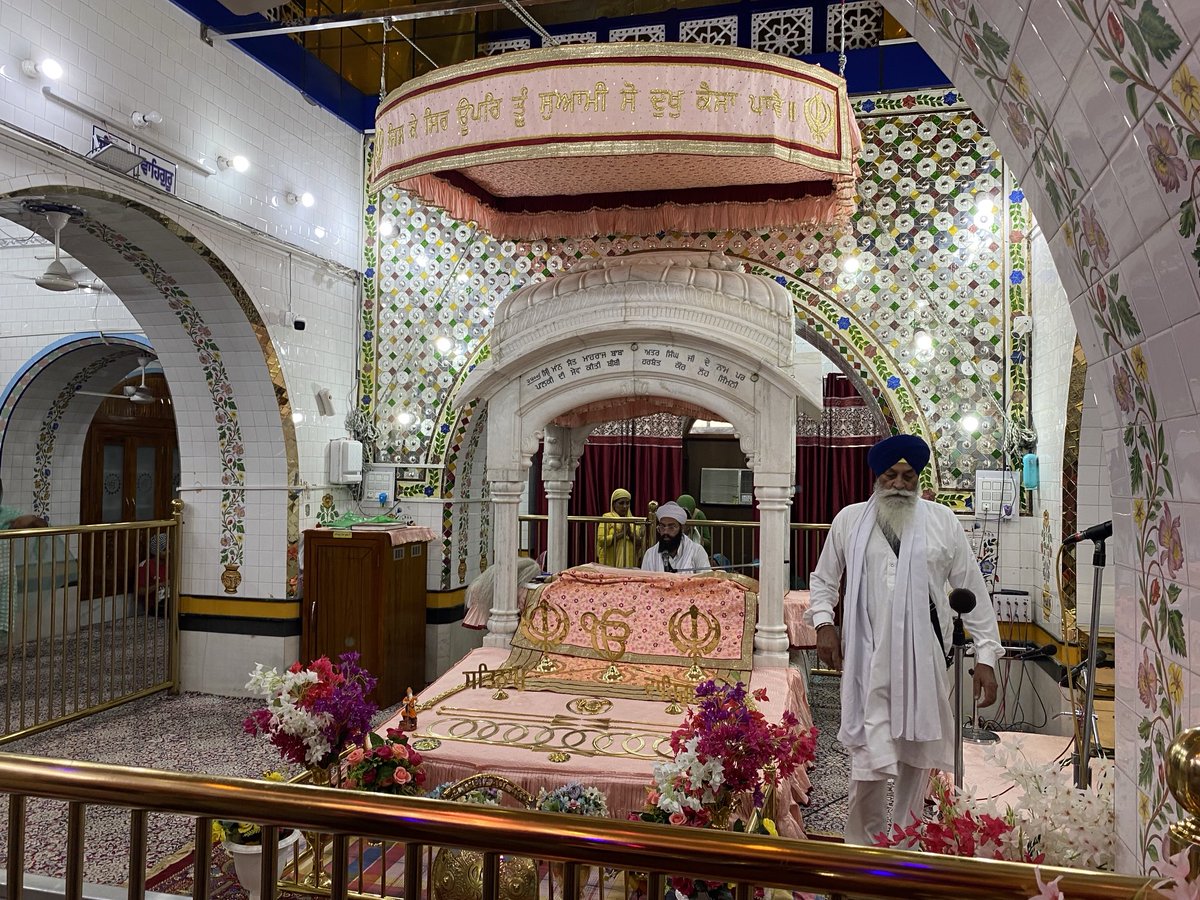 ProfAnilKumarT1's tweet photo. Fulfilled my long cherished wish of visiting n paying my tributes to the Mastuana sahib Ashram (Sangrur) of His holiness Sant Atar Singh who laid the foundation stone of BHU on 24th December 2014. It took me back to the times when Mahamana came here to invite him. ⁦@bhupro⁩ https://t.co/HTUMyarBs7