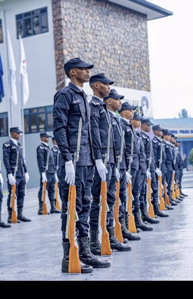 Ese aba police barwanye na ba sirikare Ubona arabahe batsinda abandi ?