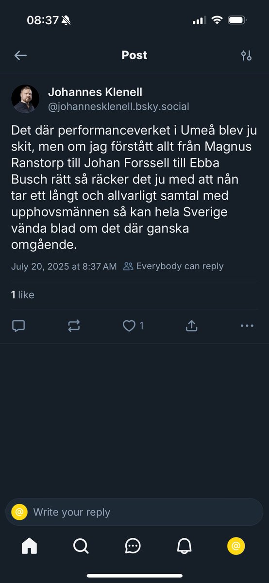 AronFlam's tweet image. .@dagensnyheter ledarskribent Johannes Klenell drar sig inte för att förminska judehat på gator och torg.