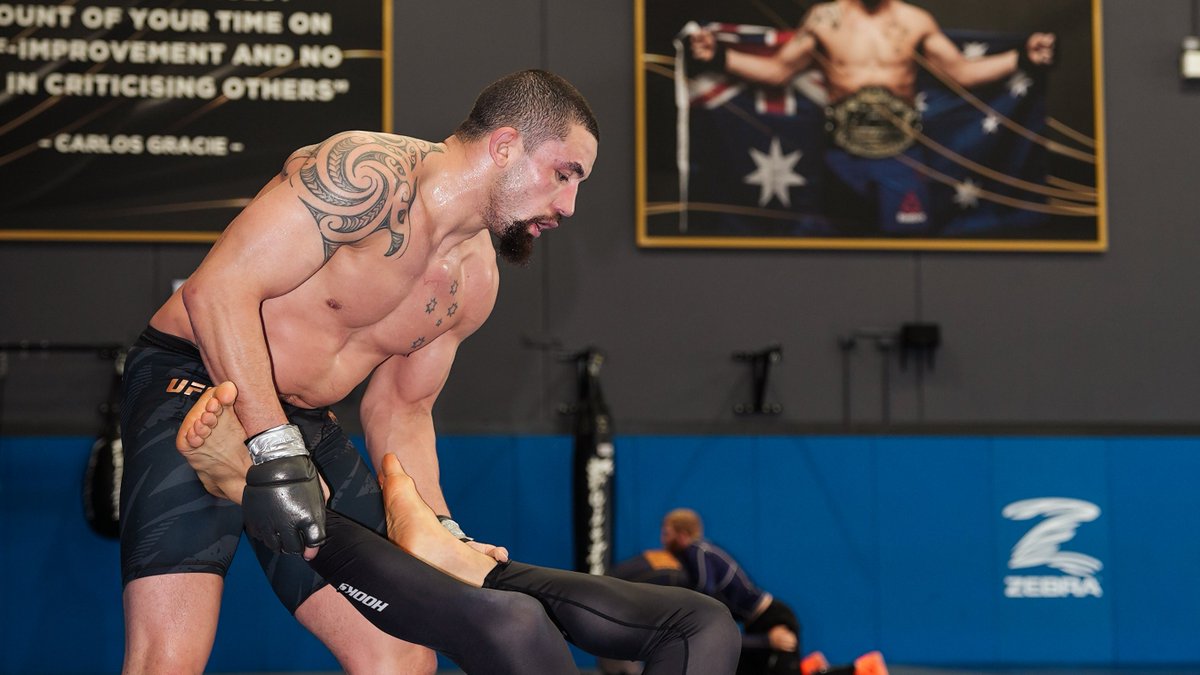 ufc's tweet image. The Reaper is locked in 😤
@RobWhittakerMMA is coming into #UFCAbuDhabi on a mission!