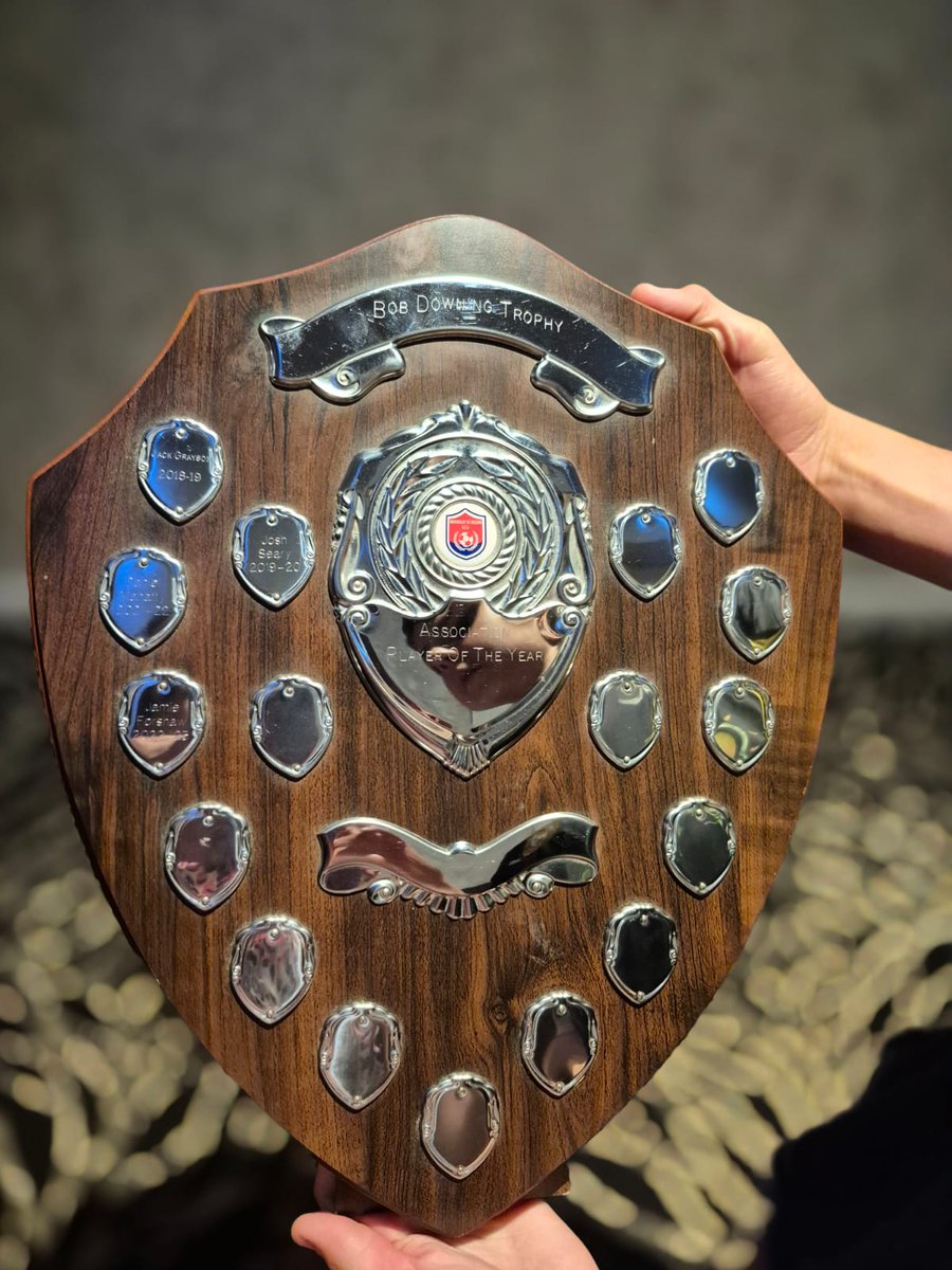 Vally_gaffer's tweet photo. The Bob Dowling player of the year award for Knowsley/St Helens schoolboys over all of the age groups. Such a special award and couldn't be more proud of Mike. Result of 8 years hard work for him, constantly working to improve. https://t.co/hnUa3Km4Qn
