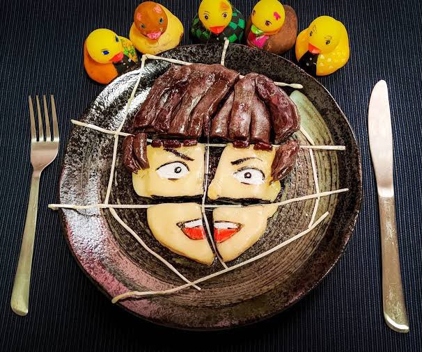 KSDxrR's tweet image. 俺のﾀﾋをこうやって料理にするのは不謹慎じゃないのか。人の心とか無いのかよ