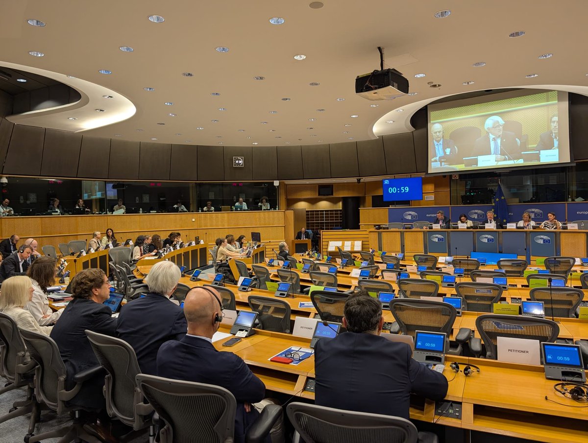 ✅La Abogacía consigue que el Parlamento Europeo impulse la investigación sobre la situación de los mutualistas en España. Este es un paso más en nuestra lucha para que se reconozca el esfuerzo de toda una vida profesional con unas pensiones dignas y justas.