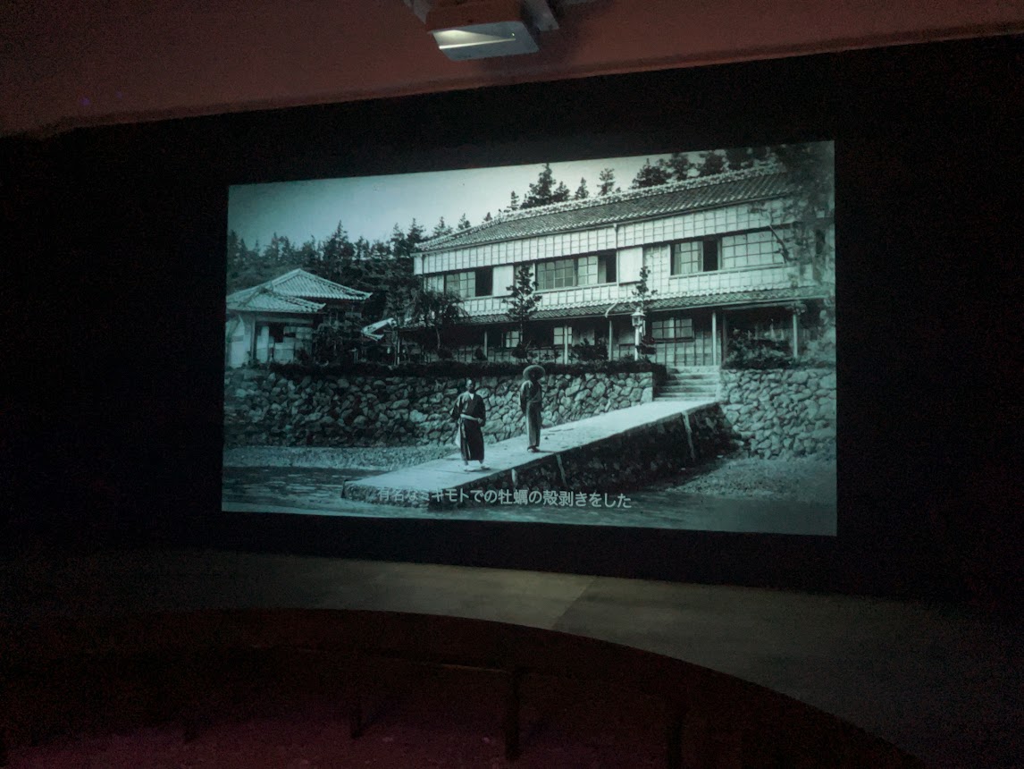 forimalist's tweet image. TOKASレジデンス2025「リンガ・フランカ Part2」8/10迄。
クリストファー=ジョシュア・ベントン Christopher Joshua BENTONの三重県鳥羽とアラブ首長国連邦の養殖真珠と奴隷労働に関する寓話映像作品と、AKONITOの中世フランドル地方の女性自立組織「ベギン会」に関する作品展示が特に印象に残った。