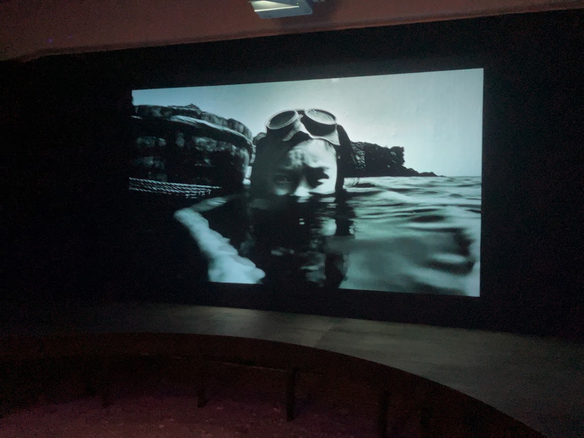 forimalist's tweet image. TOKASレジデンス2025「リンガ・フランカ Part2」8/10迄。
クリストファー=ジョシュア・ベントン Christopher Joshua BENTONの三重県鳥羽とアラブ首長国連邦の養殖真珠と奴隷労働に関する寓話映像作品と、AKONITOの中世フランドル地方の女性自立組織「ベギン会」に関する作品展示が特に印象に残った。