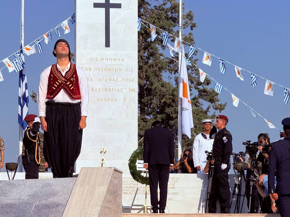 Christodulides's tweet image. 51 χρόνια παράνομης τουρκικής εισβολής και κατοχής.
Οι σειρήνες της τραγωδίας ηχούν ακόμη. Δεν ξεχνούμε, δεν συμβιβαζόμαστε, δεν αποδεχόμαστε τετελεσμένα.
Στόχος και επιδίωξη μας ο τερματισμός της παράνομης κατοχής, η απελευθέρωση και η επανένωση της πατρίδας μας, 🇨🇾
