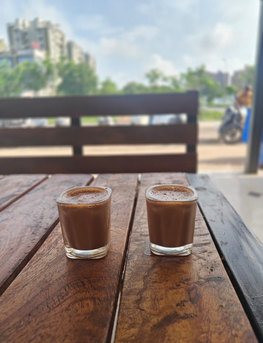 MITbP001's tweet image. S
U
N
D
A
Y
#ChaiWithAView  #ChaiTime #RusticVibes #ChaiPeCharcha #MorningMood #CuttingChai #ChaiLovers