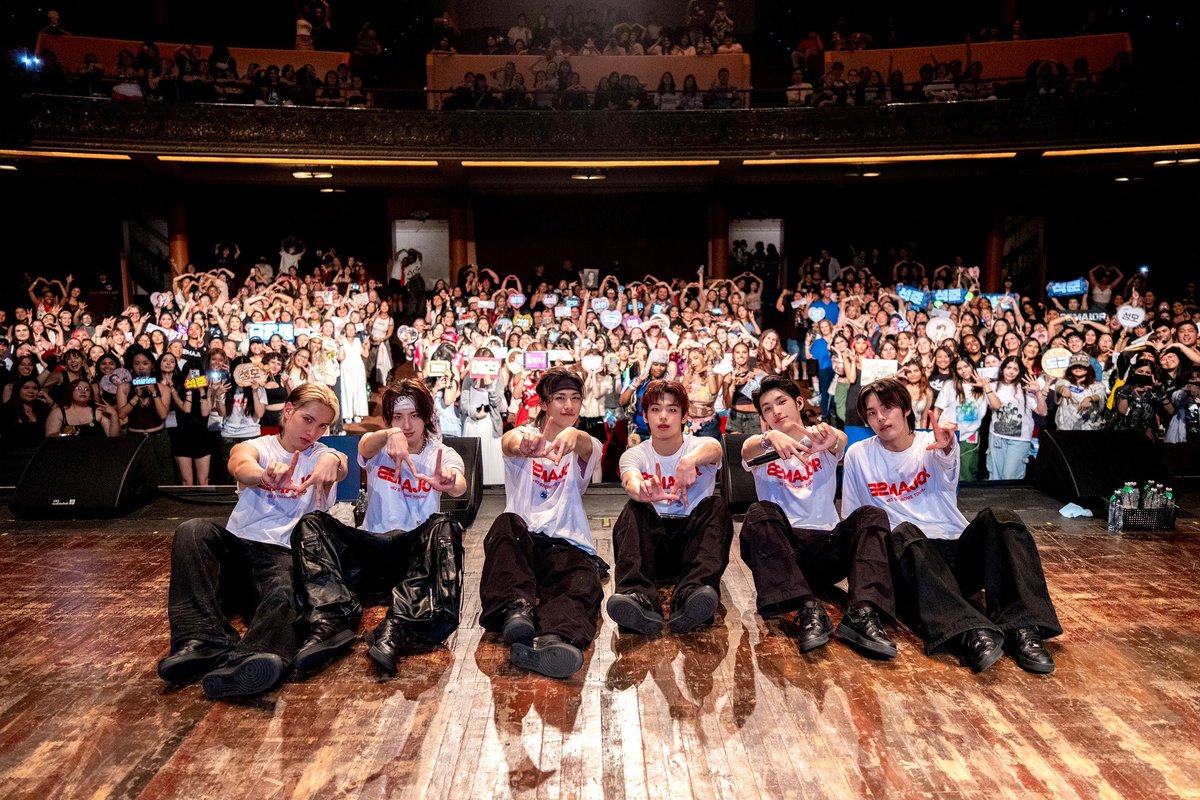82MAJOR TOUR <82 SYNDROME>
Live in Los Angeles, CA!

#82MAJOR #에이티투메이저 
#82메이저 #82MAJORTOUR 
#82MAJORTOUR_82SYNDROME
<a href="/82MAJOR_231011/">82MAJOR</a>