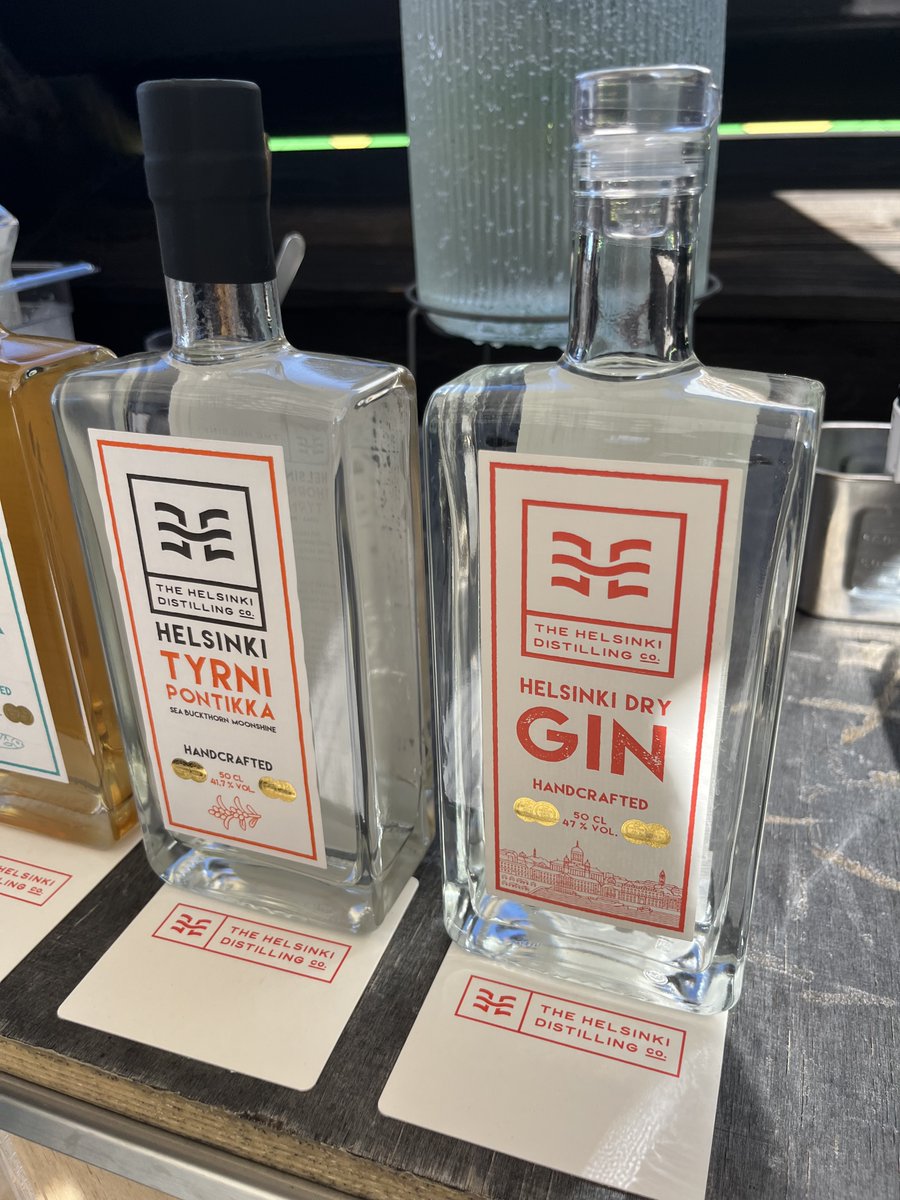 nordicexpo2025's tweet image. 🥂✨北欧パビリオン3階・サテライトバーよりお知らせ!
Helsinki Distillingの本格派のジン、ウォッカ、ブランデー、アクアビットをご紹介!ソーダ割りもおすすめです🍹
🔹 DRY GIN…