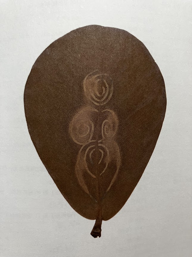 forimalist's tweet image. 「『時代に生きよ、時代を超えよ』川口黎爾の直視」 慶應義塾大学アート・センター。8/8まで。
かつて銀座にあった伝説的画廊「かんらん舎」と関係の深い個人コレクションによる展覧会。特にアナ・メンディエタの作品が見もの。ハイヌウェレ神話を思い起こさせる。撮影は不可。写真は配布の冊子から。
