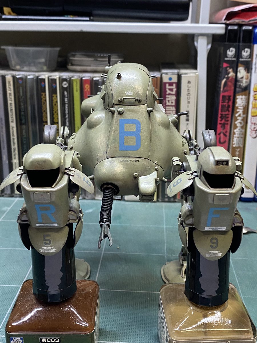 cubicroom0721's tweet image. #ジェリー制作
#AFSmk1制作
#AFSmk2制作
基本塗装、デカール貼りまで完了。
この後、墨入れ→パイピング→ウェザリングとなるのですが、先にAFSパイロットの塗装に移ります。