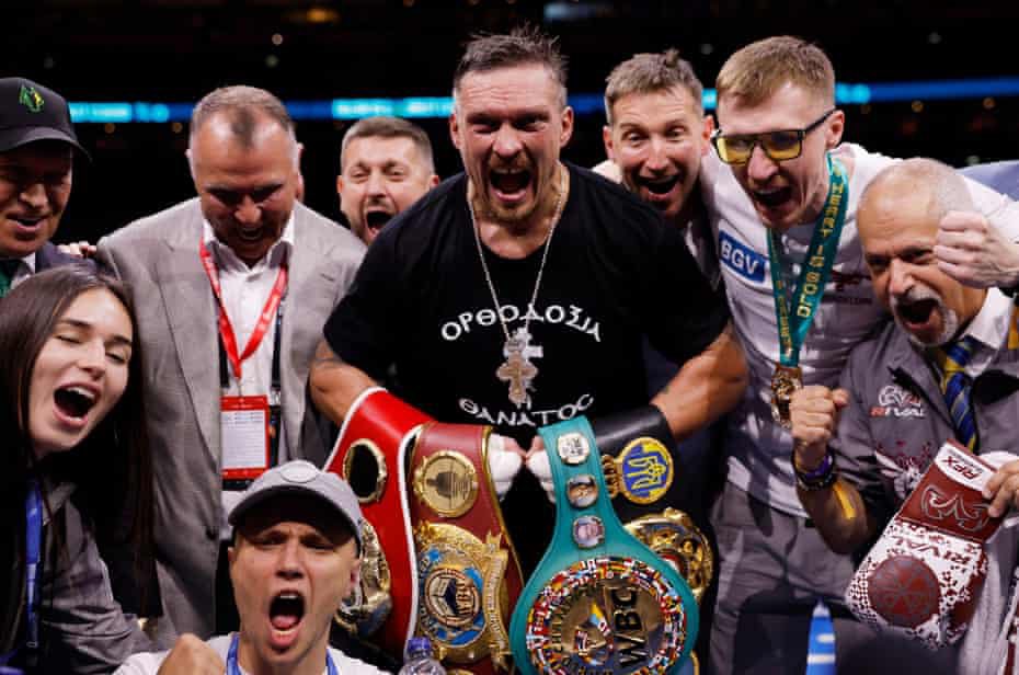gaz_EOD's tweet image. Congratulations to @usykaa once again. Time after time - just like the Ukrainian defenders - he had the heart of a lion - and the manners of a gentleman . The epitome of the Ukrainian spirit . 👊 🇺🇦🔱🇺🇦