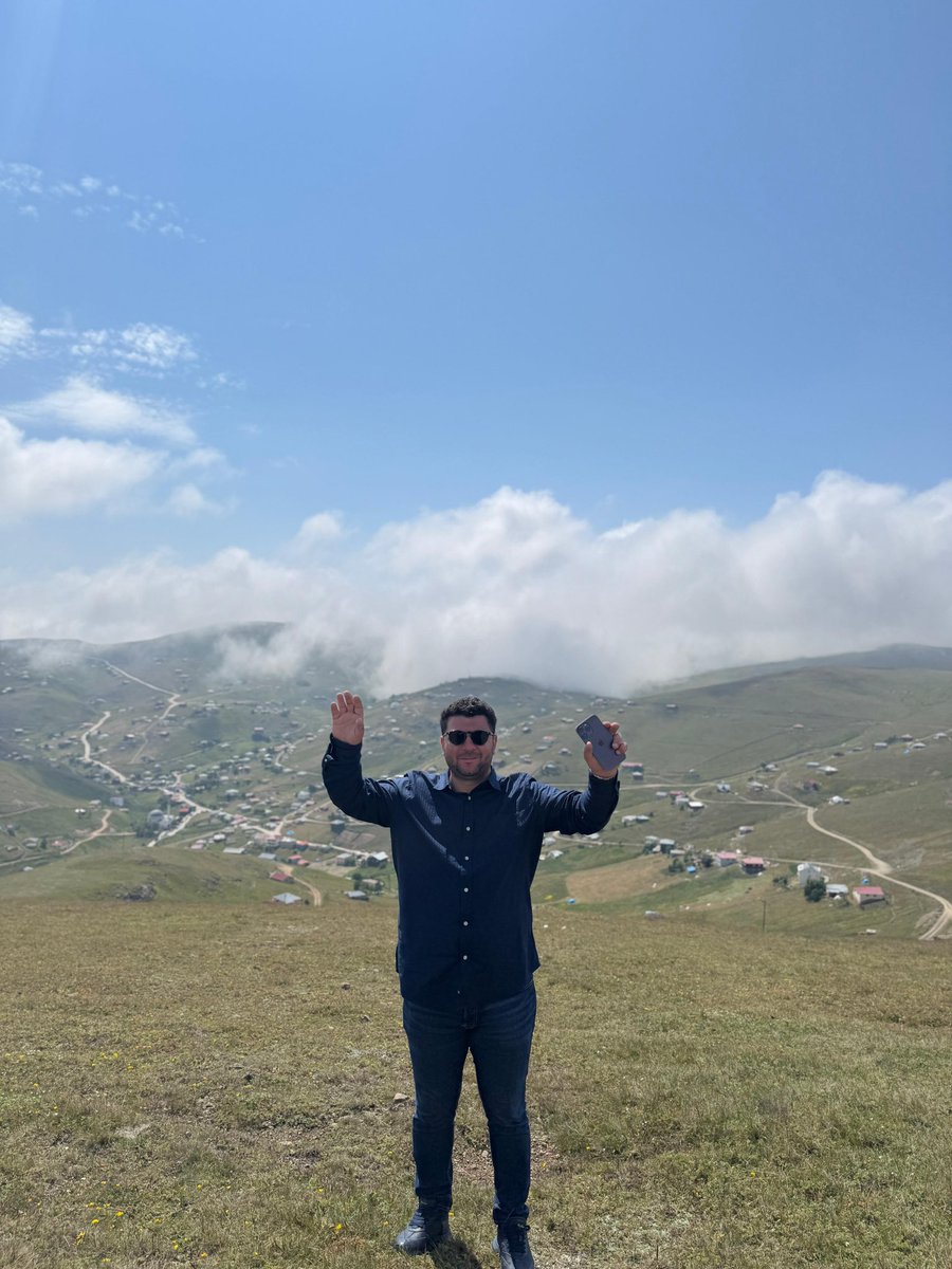 Gurbetten Sılaya Kavuşturan Mevlaya Hamd Olsun.
2.200 Rakımlı Eskala Yaylasındayız.