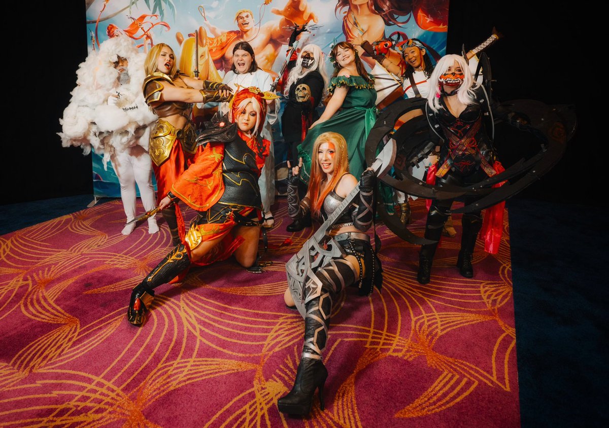 Check out the live blog for more detailed pics of these amazing ROCKSTAR cosplayers from #FABSingapore this weekend! #fabtcg